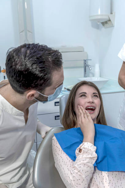 Best Urgent Tooth Repair  in Lexington Hills, CA